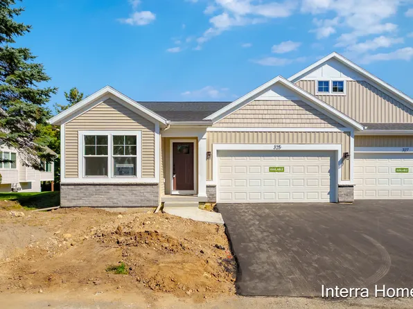325 Round Hill Rd, Kalamazoo, MI 49009