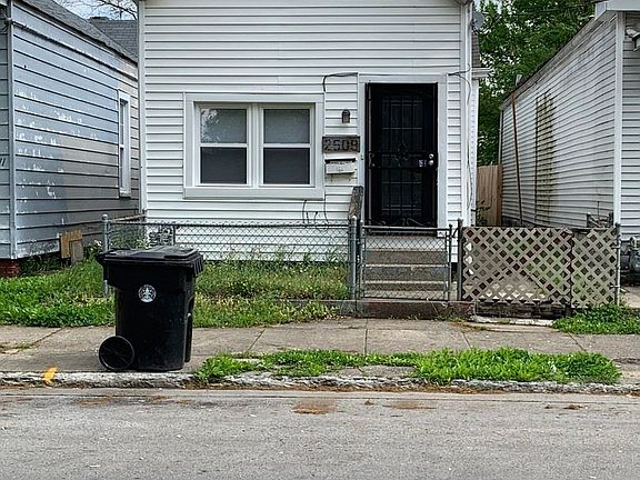 2nd image of 2509 Slevin St