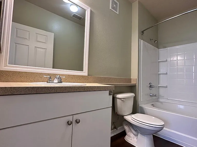En-Suite Bathroom in Bedroom 1