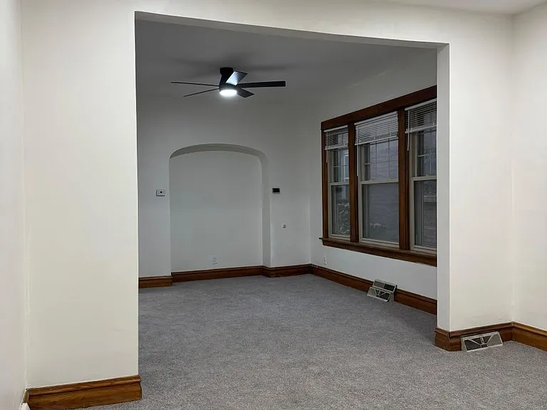 6135 S Massasoit Ave #1 — Photo 2