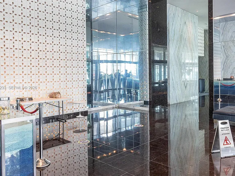 335 Biscayne Blvd #2908 — Photo 37