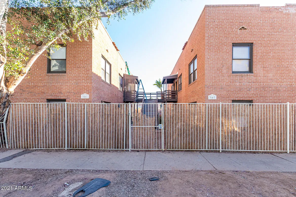 Building Photo - 357 N 6th Ave