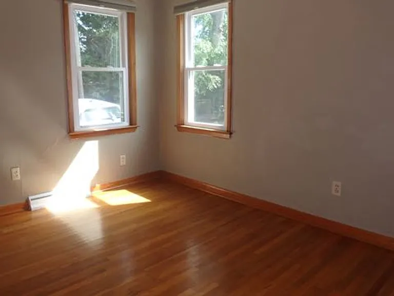 1503 W Ash St — Photo 13