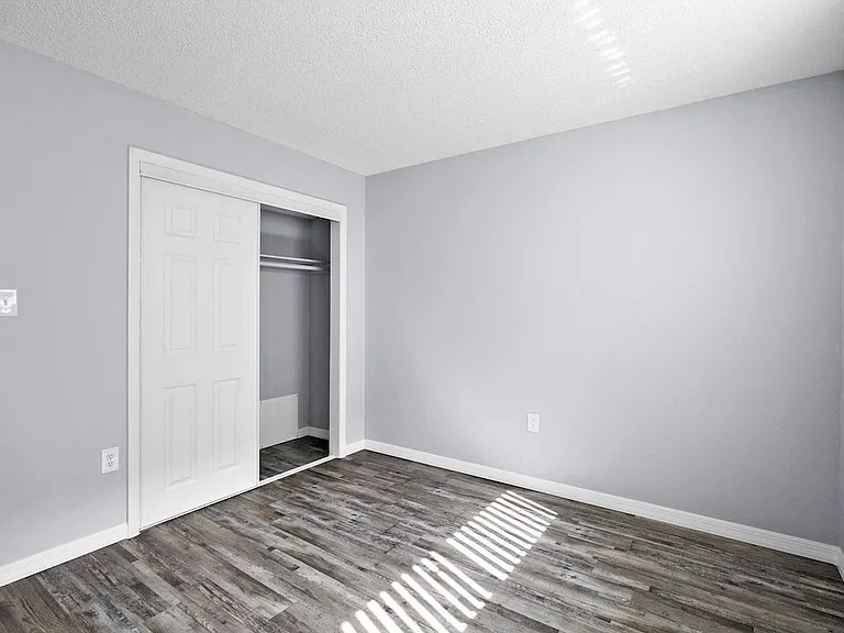 Ridge Manor Apartments — Photo 28