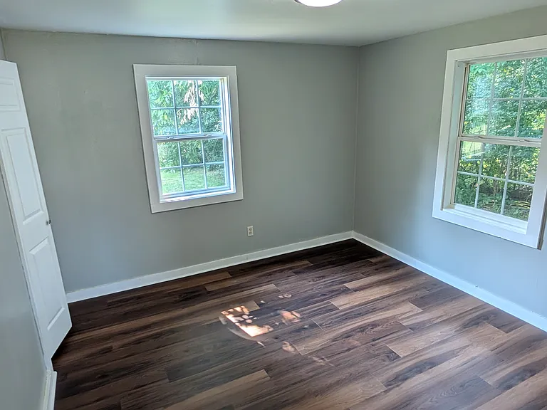 901 S Creve Coeur Ave #2 — Photo 13