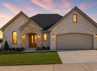 21 Mountain Brook Rd, Little Rock, AR 72223