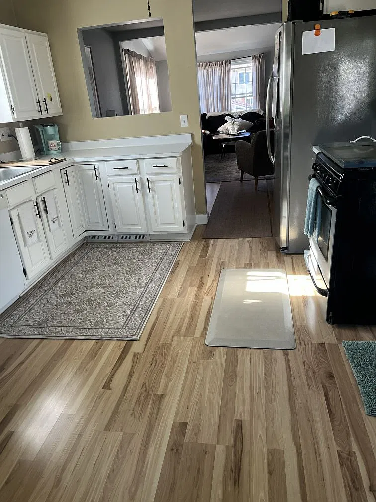 2 bed, 1.5 bath, 1250 sqft, $2,200 — Photo 3
