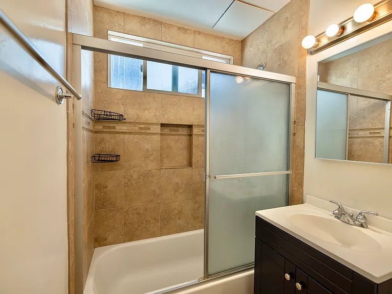 451 S Oakhurst Dr #3 — Photo 7