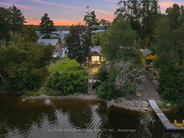 309 Avery Point Rd, Kawartha Lakes, ON L0K 1W0