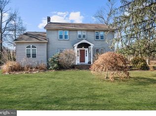 1301 Mount Holly Rd, Beverly, NJ 08010