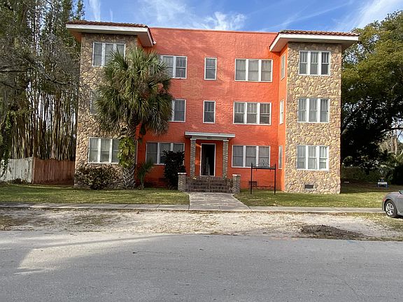 3rd image of 401 Niblick Way #2