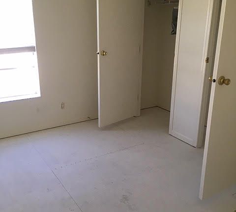 4th image of 909 Trevino Dr