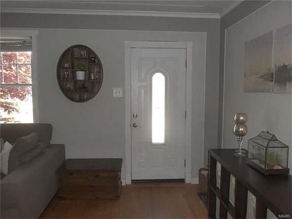 4th image of 6832 Plateau Ave