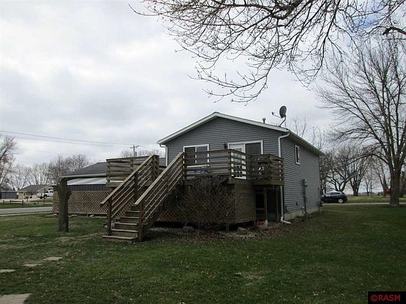 4th image of 610 1st St N