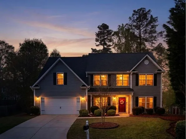 1812 Maxey Ln, Winder, GA 30680