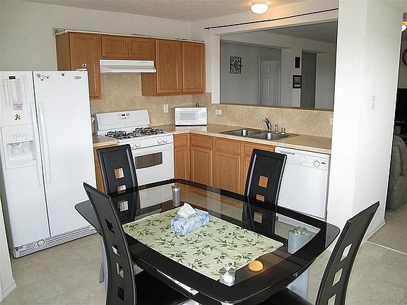 2nd image of 7927 Cypress Edge Dr
