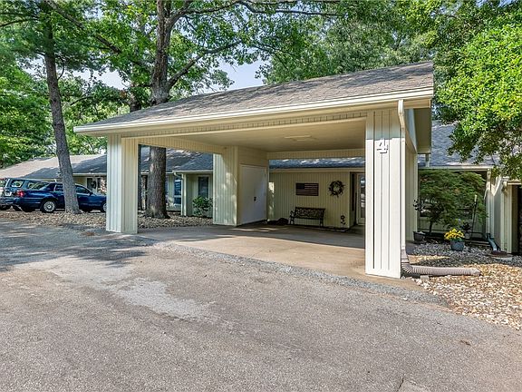 3rd image of 4 Mellor Ln
