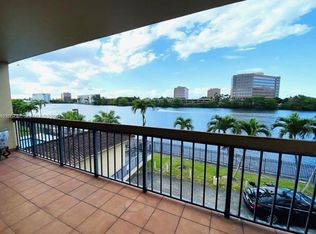 5249 NW 7th St APT 219, Miami, FL 33126