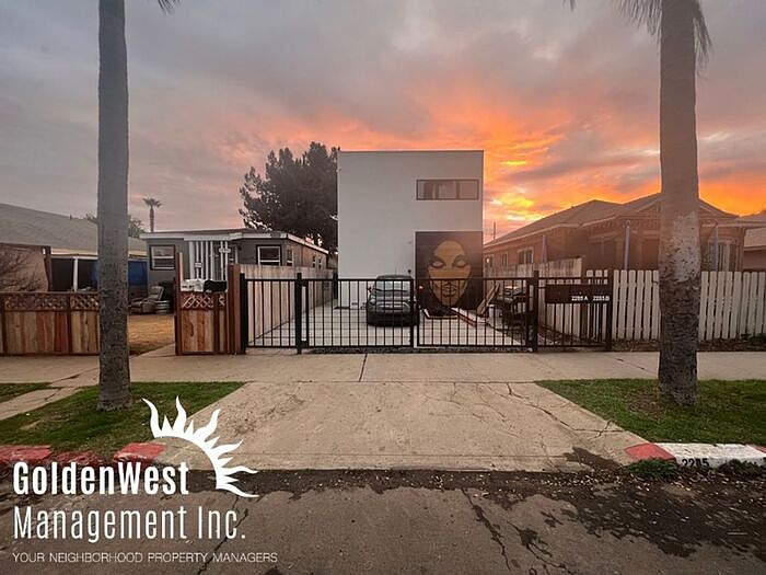 1st image of 2283-85 Harrison Ave