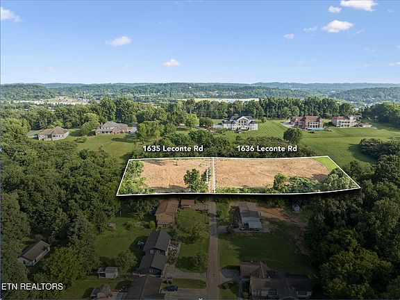 2nd image of 1636 Leconte Rd