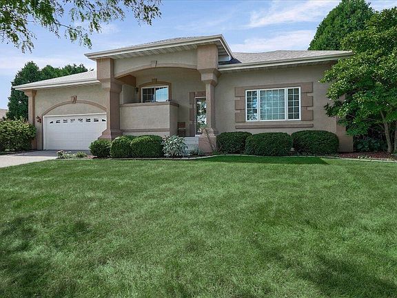 3rd image of 1315 Westbrook Dr
