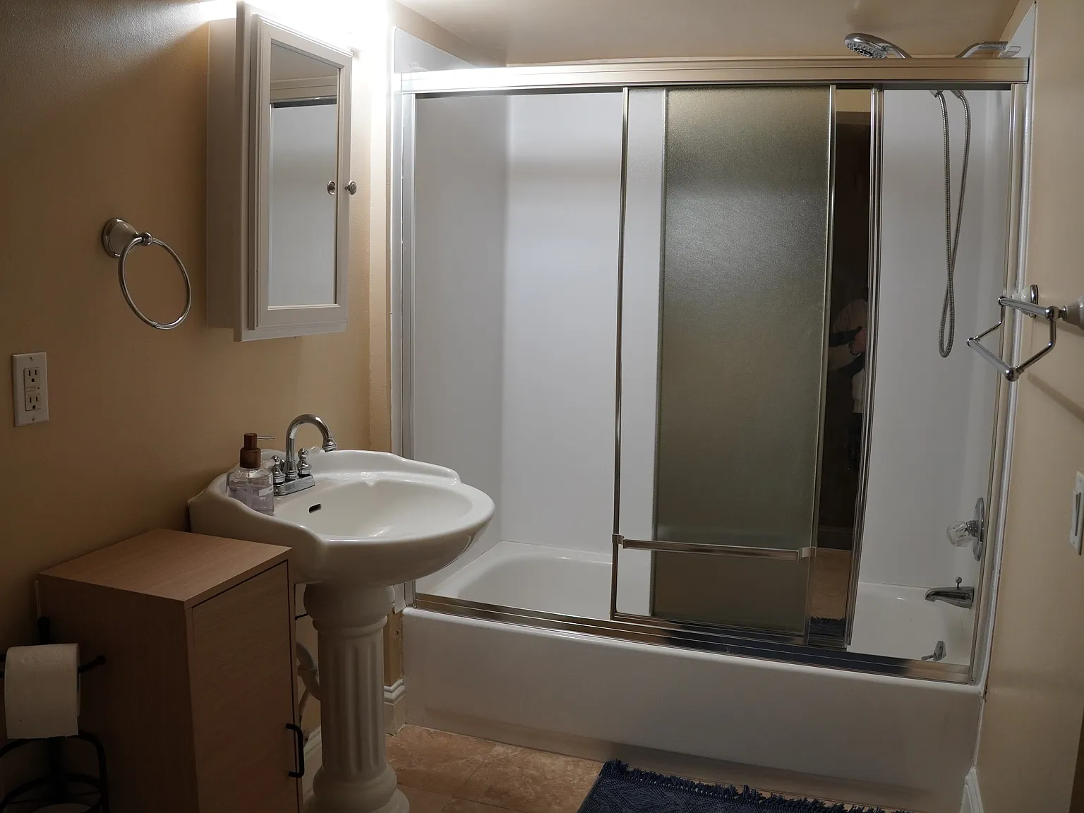 9750 Rainier Ave S — Photo 4