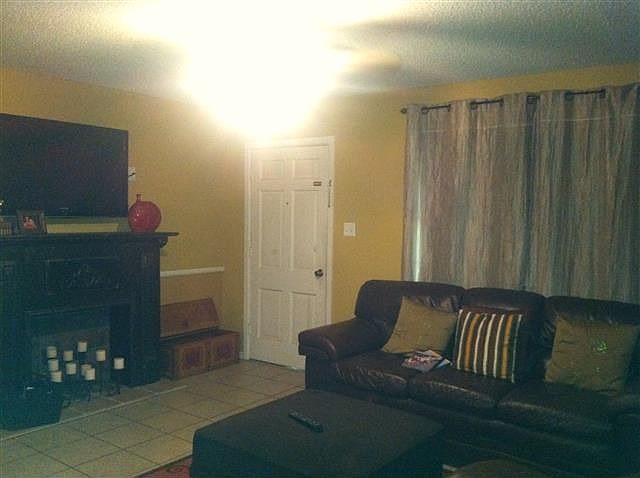 1st image of 9 S Valley Dr
