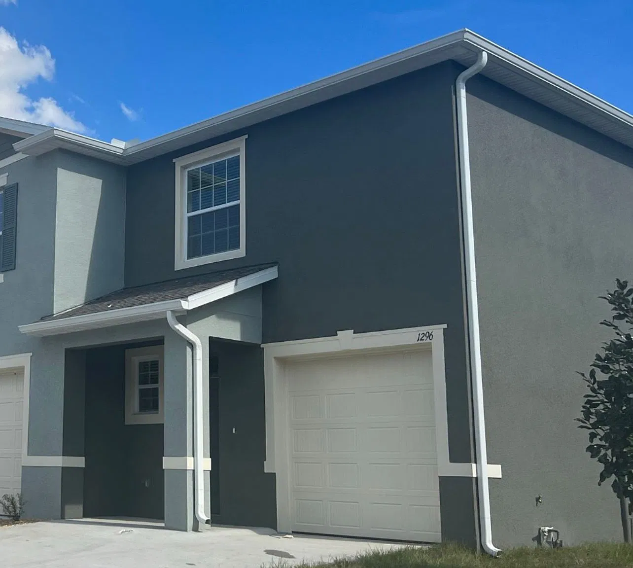1296 Yellow Finch Dr — Photo 3