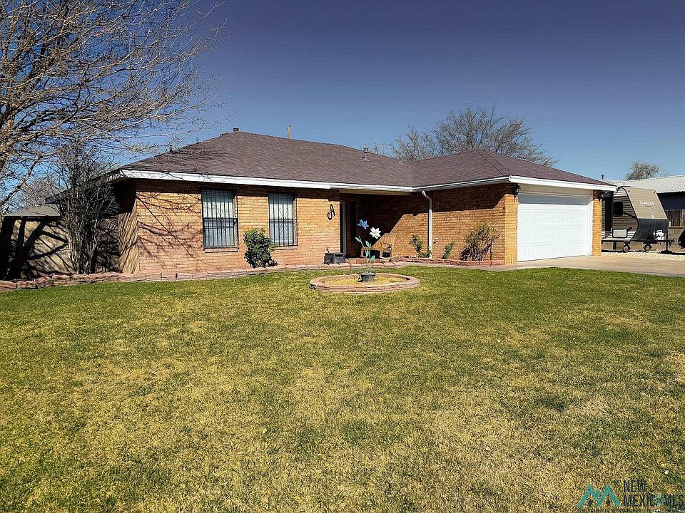 1st image of 2902 Princeton Dr