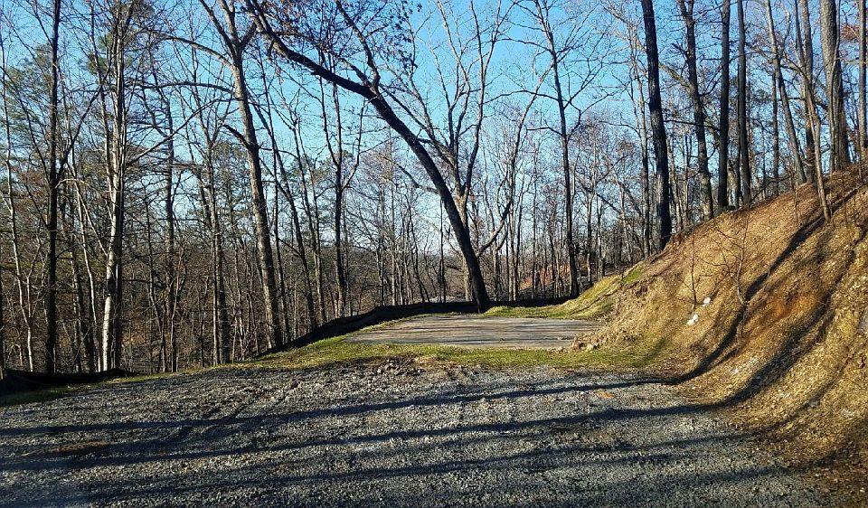 1st image of 449 Troy Dr