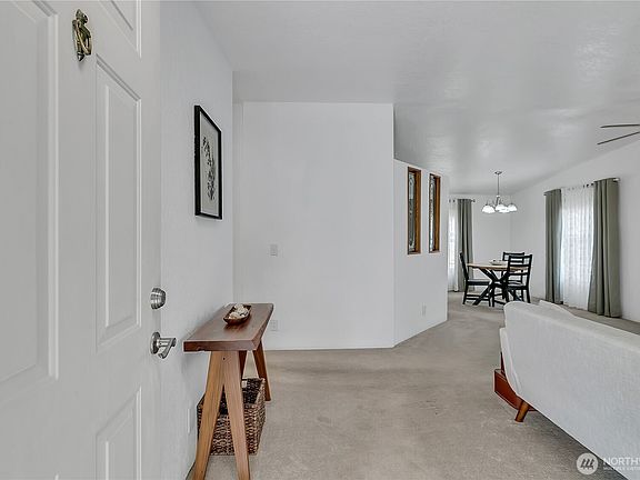 4th image of 9923 189th Street E