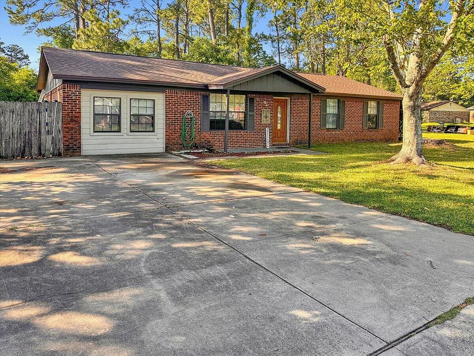 1st image of 1347 Continental Dr