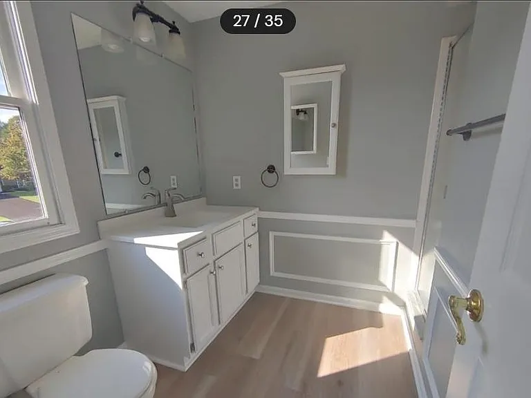 161 N Way — Photo 11