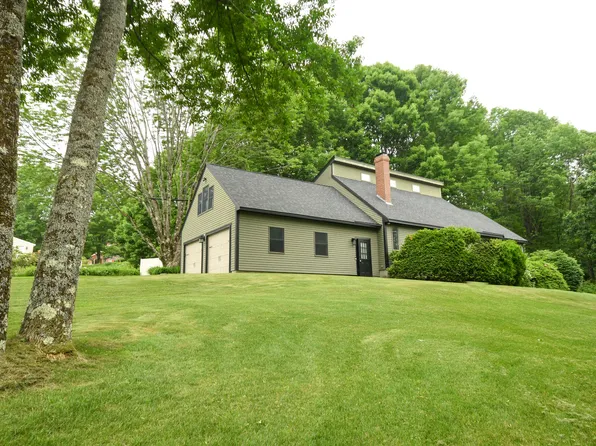 12 Green Ridge Drive, Buxton, ME 04093