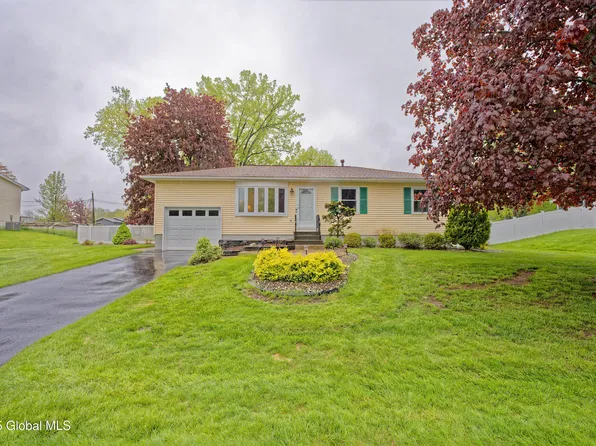 20 Lori Lane, Latham, NY 12110