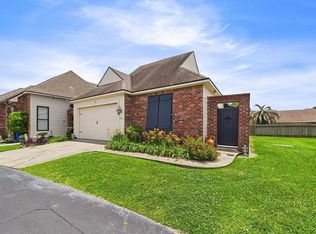 102 Palm Springs Dr, Lafayette, LA 70506