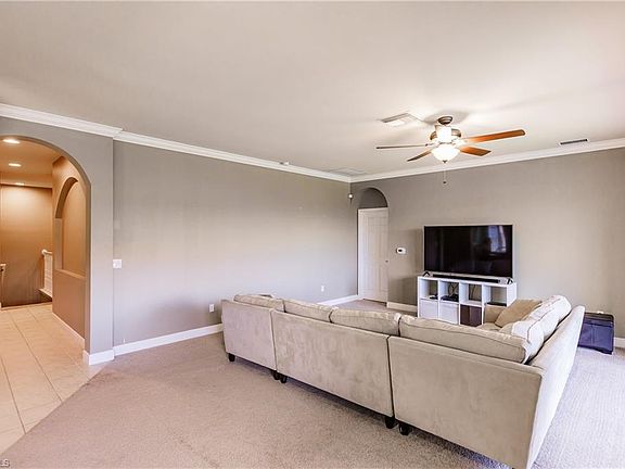 4th image of 14001 W Hyde Park Dr APT 204