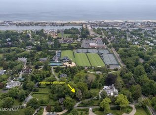 7 Belknap Ln, Rumson, NJ 07760