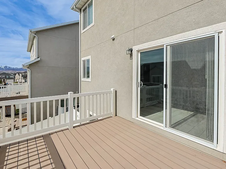 1583 W Quailhill Rd — Photo 39