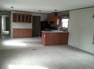 13560 Oaktree Ct, Grand Haven, MI 49417