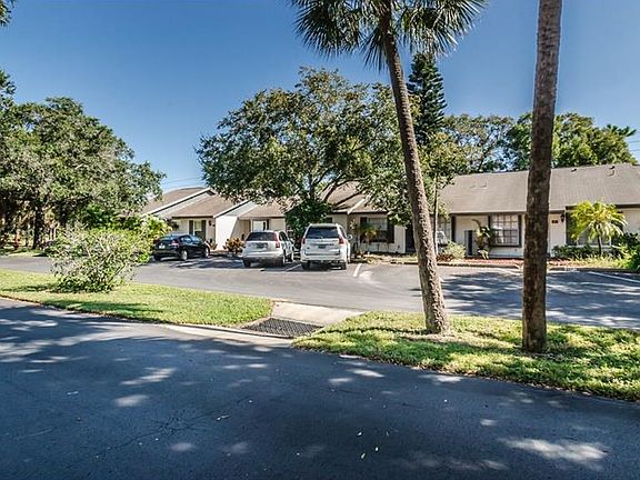 3rd image of 577 Laguna Vista Ct