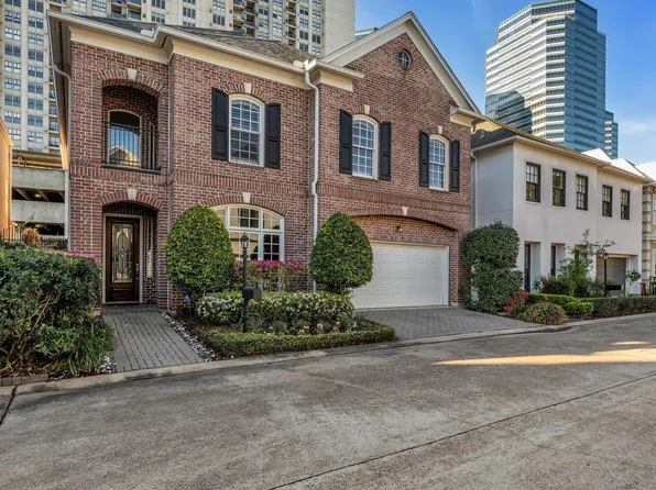 41 Wynden Oaks Dr, Houston, TX 77056