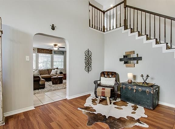 5th image of 2647 Creekside Way