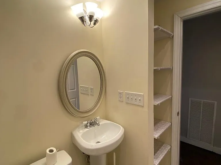 328 Jersey Ave — Photo 13
