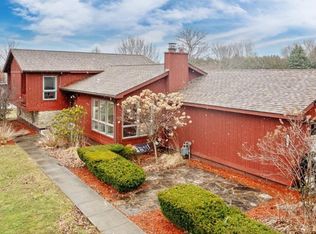 229 High St, Saint Albans, VT 05478