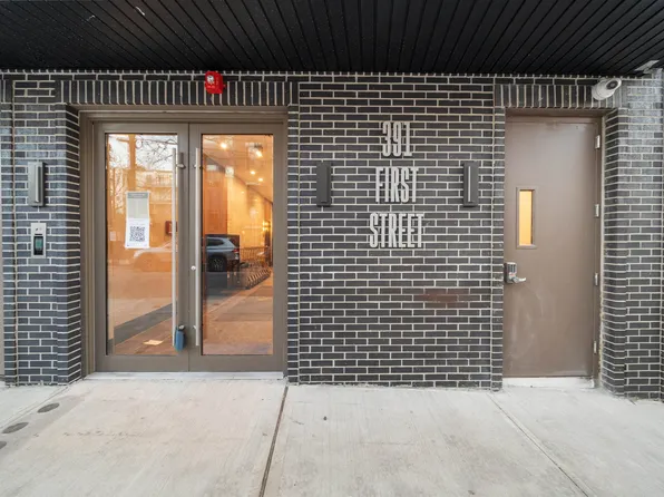 391 1st Street image 27 of 28