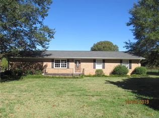 921 Oakvale Dr, Shelby, NC 28150