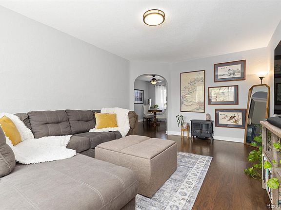 5th image of 1481 Ash Street #4