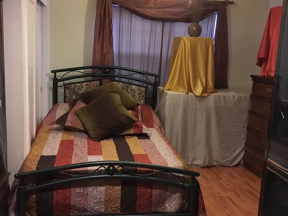 1st image of 1809 E Citrus Ave
