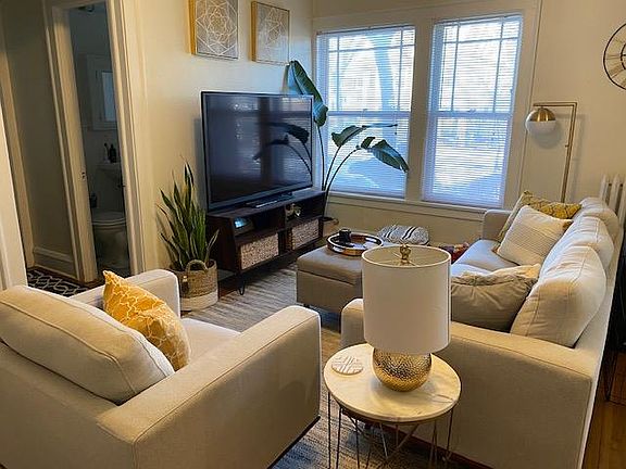 4th image of 2500 Emerson Ave S #1